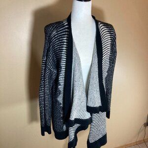 #24 Women's DKNY Waterfall Black and White Cardigan, Size Medium